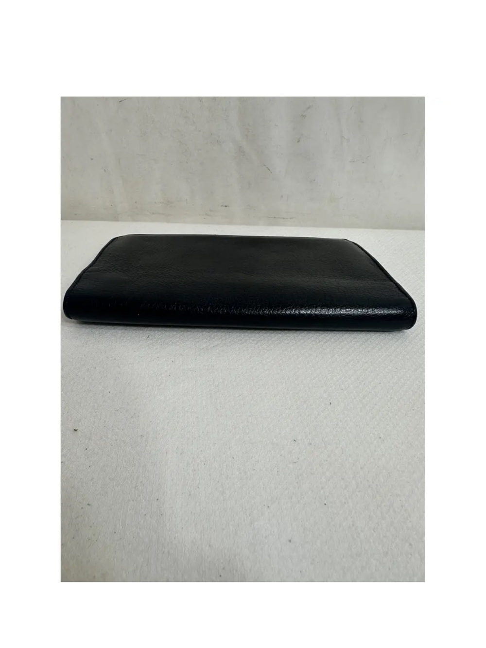 CHANEL Caviar Leather Wallet with Silver CC Emblem - Picture 5 of 7